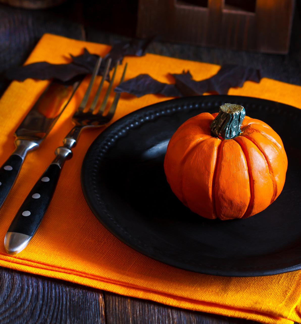 Frightful Halloween Tablescapes - Black and Orange Decor